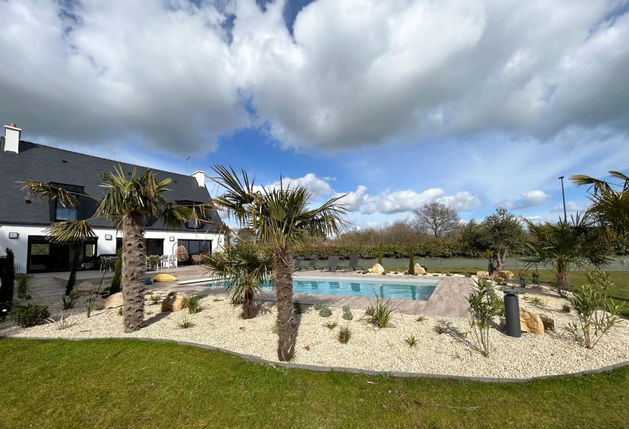 Superbe Villa Tout Confort Avec Piscine Chauffee Er Couverte Et Spa A 2 Pas De La Plage Fouesnant Kültér fotó